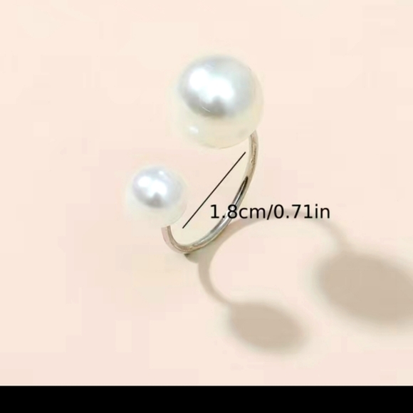 Cuff Ring Faux Pearl Ring Silver and Gold Tone - Picture 5 of 5